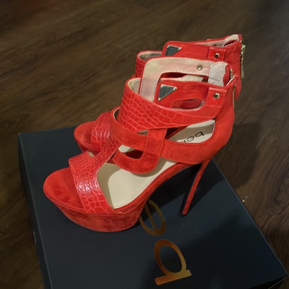 Bebe Heels - Picture 3 of 5